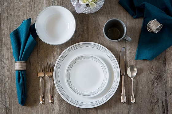   24 , Mystic Gray  Corning Corelle