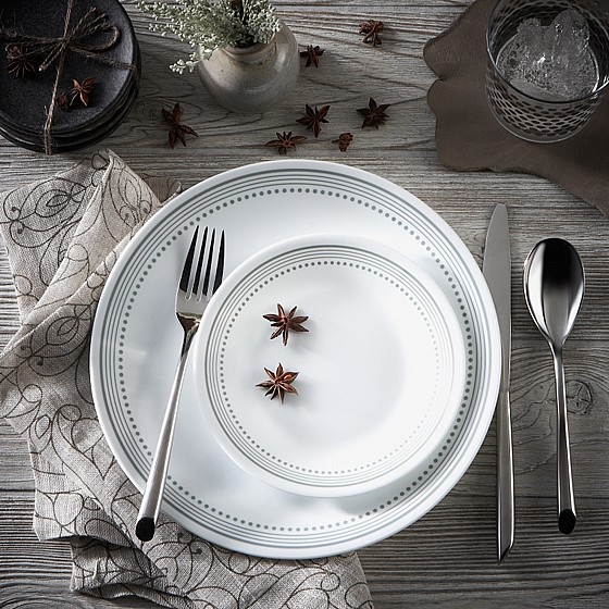   24 , Mystic Gray  Corning Corelle